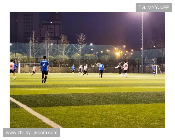 以足球人的城市记忆为线索探寻竞技与文化交融独特风景之路途